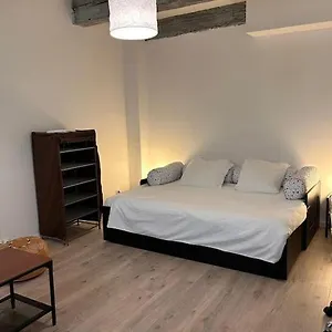 https://apt-lincontournable.aixenprovencehotels.org